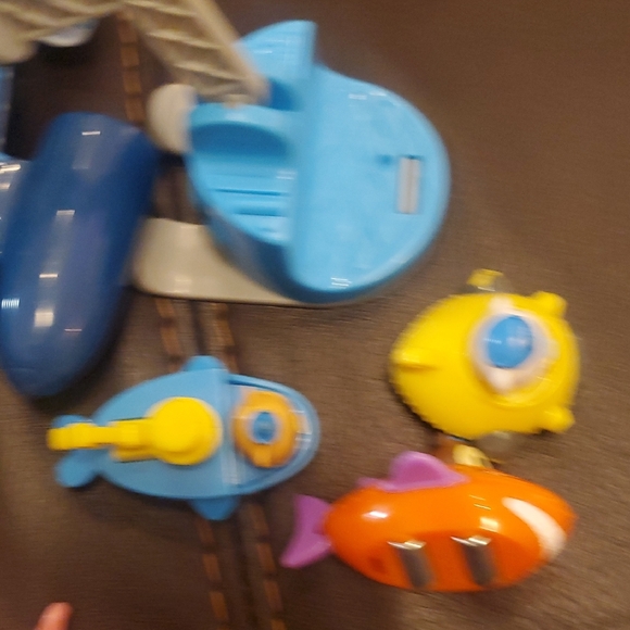 Octonauts Fisher-Price Y9297 7 Figure Playset - Octo-Crew Figurine Set & more - Picture 3 of 7